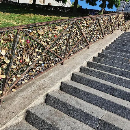 Apartament Le Nid De Montmartre *